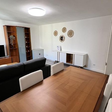 Apartamenticos Plaza Del Pilar III 萨拉戈萨 外观 照片