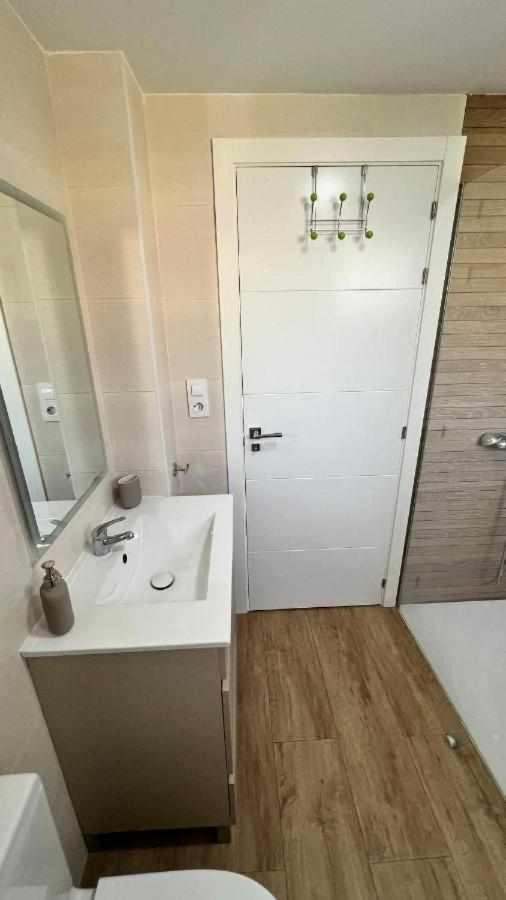 Apartamenticos Plaza Del Pilar III 萨拉戈萨 外观 照片