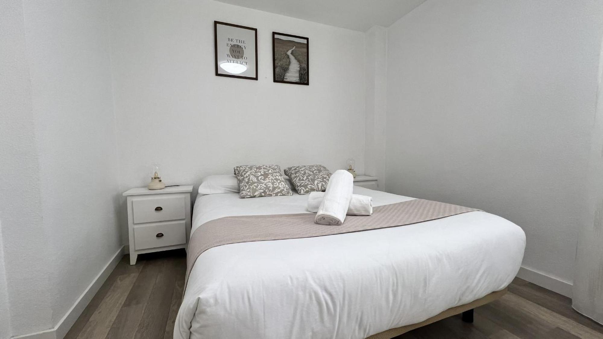 Apartamenticos Plaza Del Pilar III 萨拉戈萨 外观 照片
