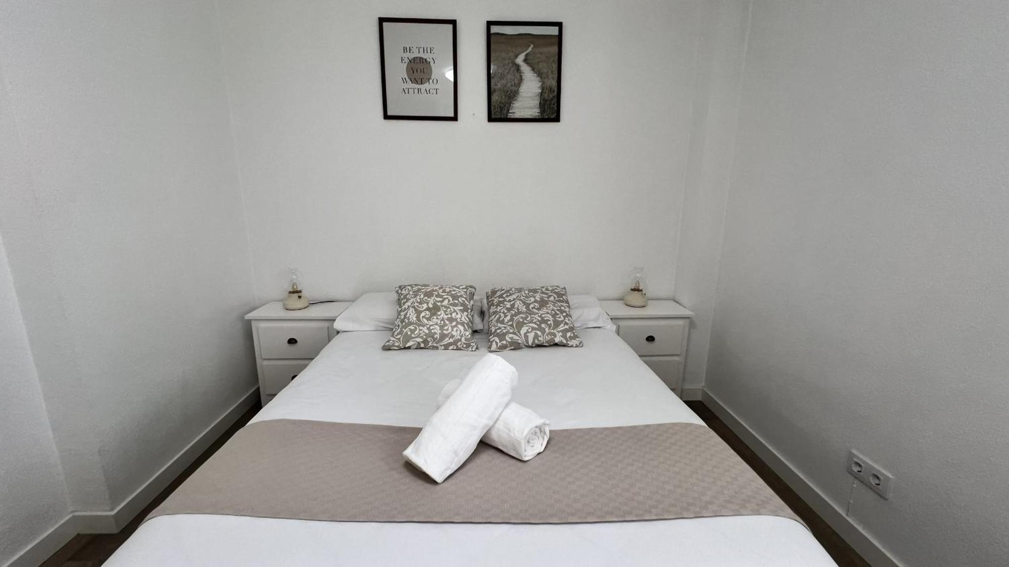 Apartamenticos Plaza Del Pilar III 萨拉戈萨 外观 照片